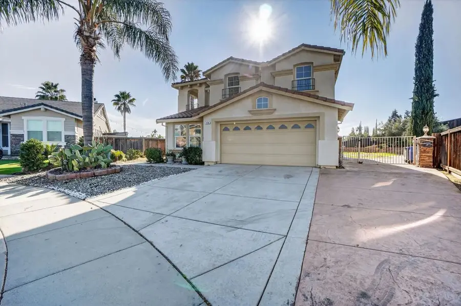 719 Flemish Ct, Brentwood, CA 94513 - Image #2