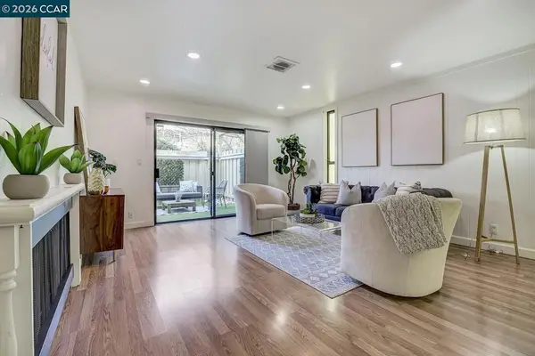 2650 Jones Rd #14, Walnut Creek, CA 94597