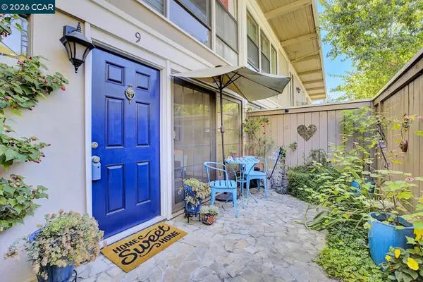 2133 Donald Dr #9, Moraga, CA 94556