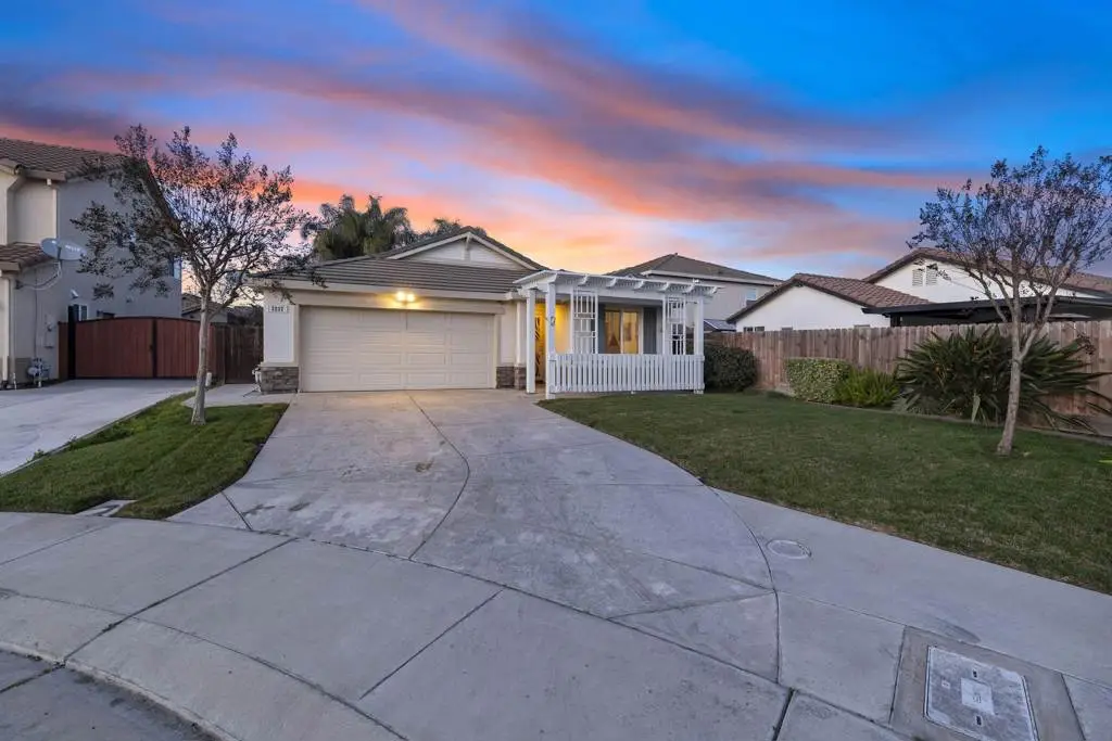 2237 Clock Tower Ct, Riverbank, CA 95367 - #1