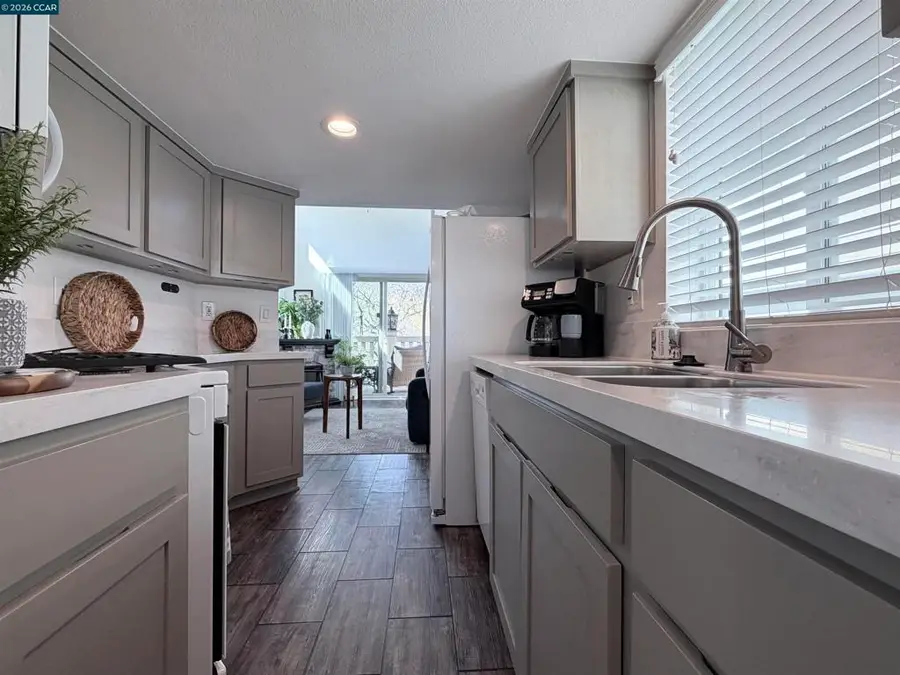 16711 Marsh Creek Rd, Clayton, CA 94517 - #3