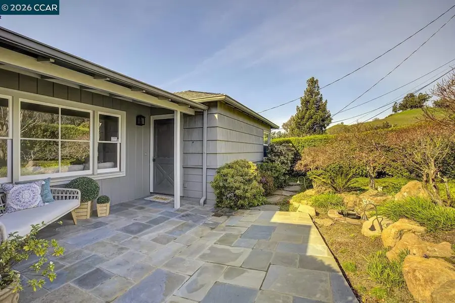 1375 El Curtola Blvd, Lafayette, CA 94549 - Image #3