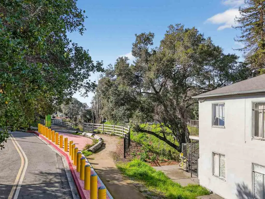 4343 Brookdale Ave, Oakland, CA 94619 - Image #3