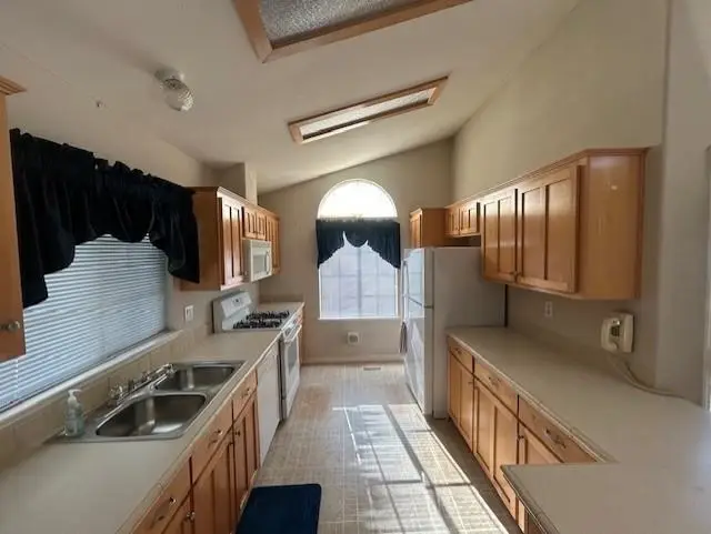 1200 W Winton Ave, Hayward, CA 94545 - #3