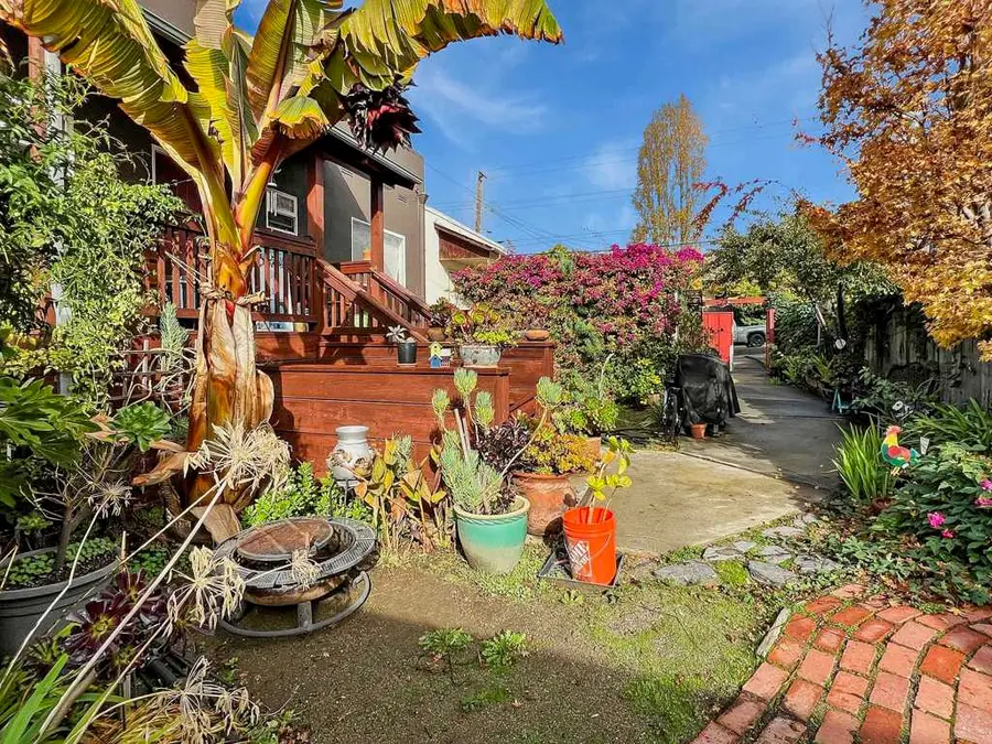 2622 Kingsland Ave, Oakland, CA 94619 - #3