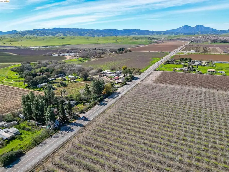 23650 Marsh Creek Rd, Brentwood, CA 94513 - #3