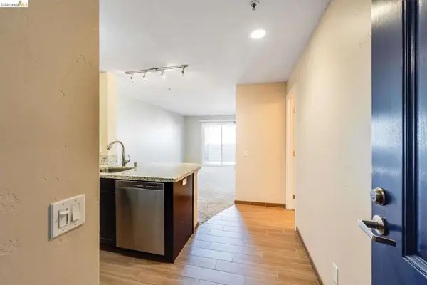 6400 6400 Christie Ave #3408, Emeryville, CA 94608