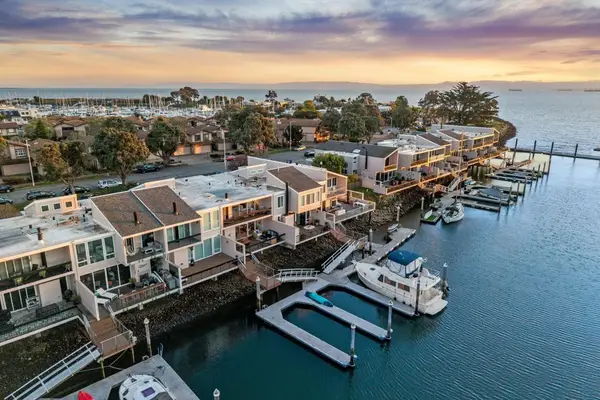 1227 Ballena Boulevard, Alameda, CA 94501