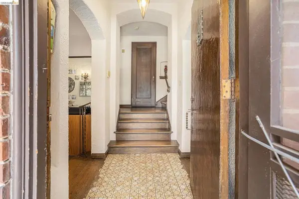 1545 1545 W Walnut Street, Stockton, CA 95203