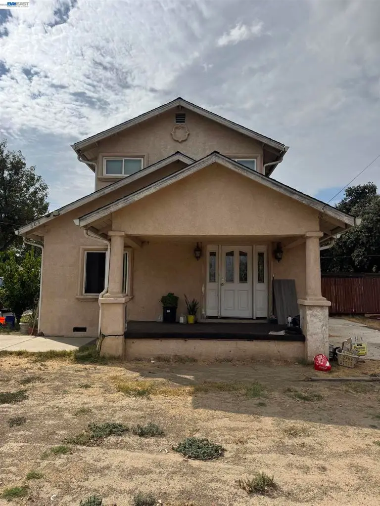 604 Sunset Avenue, Modesto, CA 95351 - #1