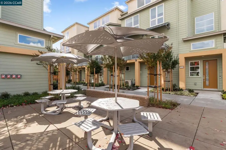 27261 Cosmo Court, Hayward, CA 94544 - #3
