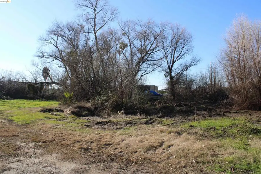 420 Park Ln, Bethel Island, CA 94511 - #2