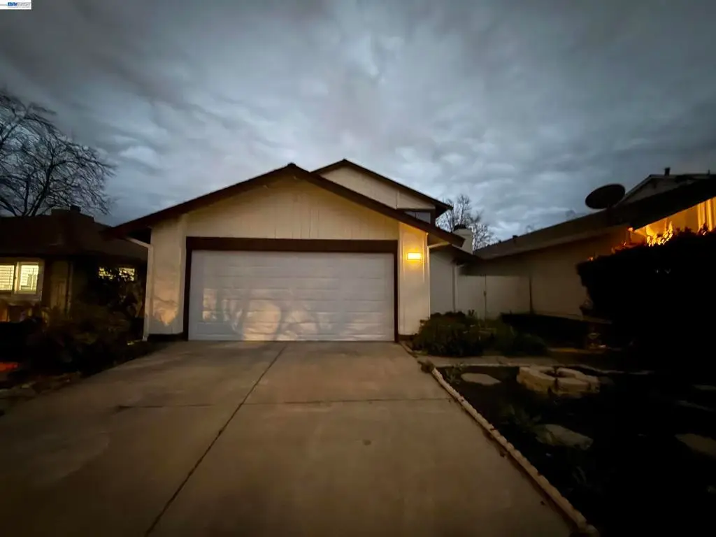 2203 Glenmount Dr, Pittsburg, CA 94565 - #1
