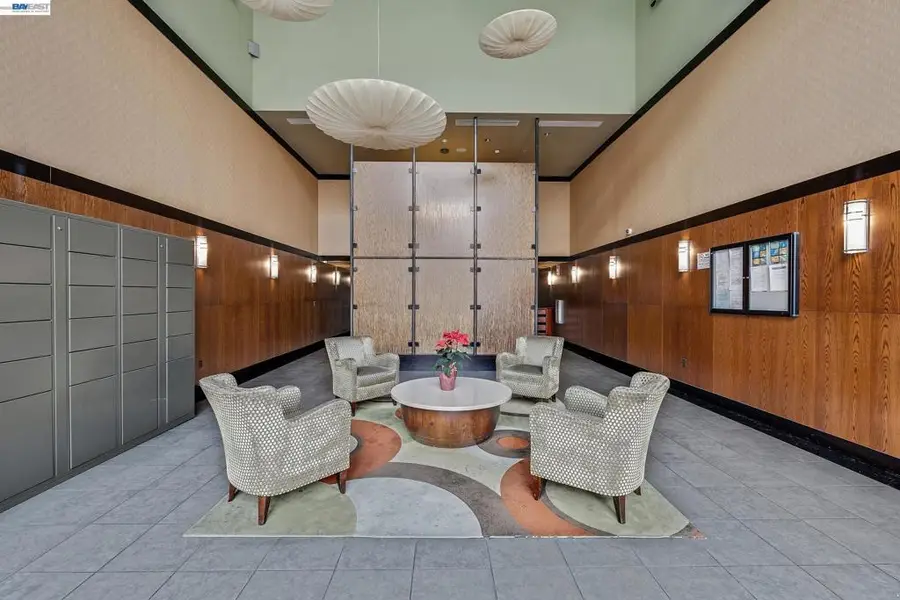 423 7th St #220, Oakland, CA 94607 - #3