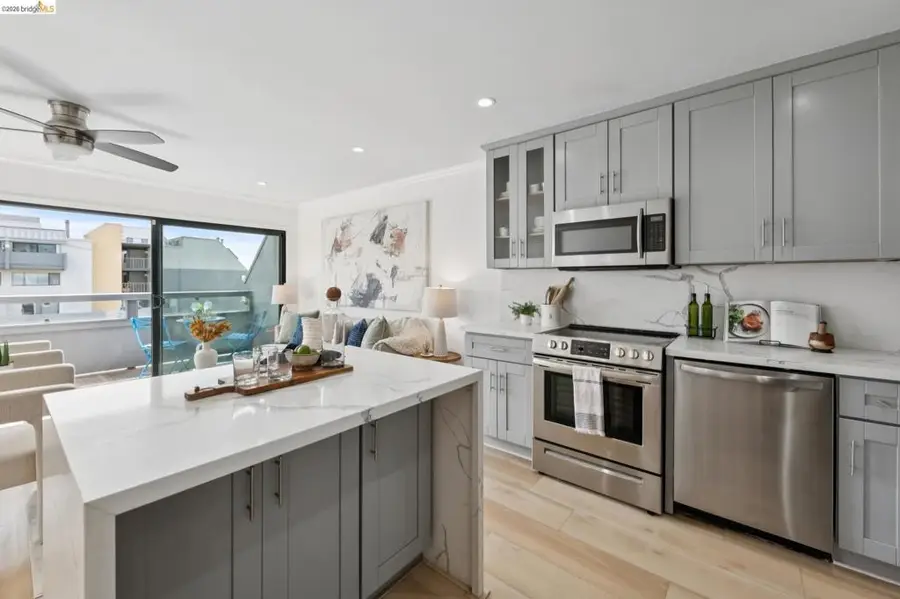 7 Embarcadero #204, Oakland, CA 94607 - #3