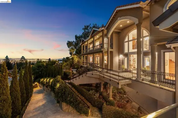 33 Somerset Rd, Oakland, CA 94611