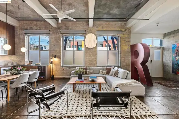 3240 Peralta St #2, Oakland, CA 94608