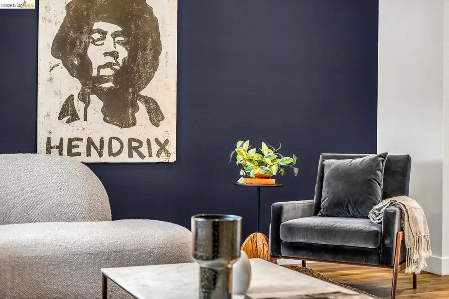 2229 Myrtle St, Oakland, CA 94607 - #2