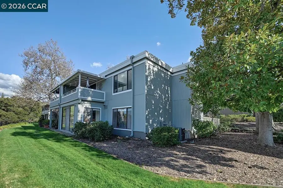 2724 Tice Creek Dr #2, Walnut Creek, CA 94595 - #3