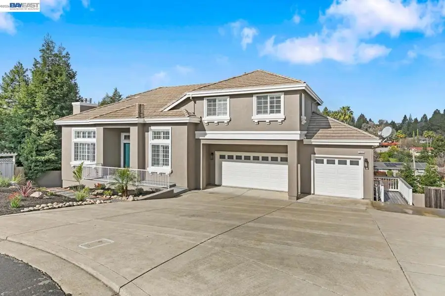 1048 Peppermill Ct, Concord, CA 94518 - #2