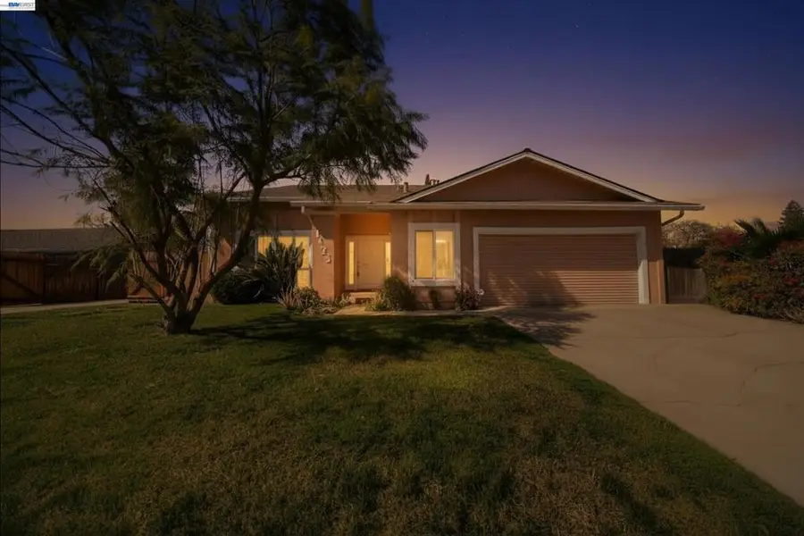 1425 Forest Dr, Turlock, CA 95380 - #2