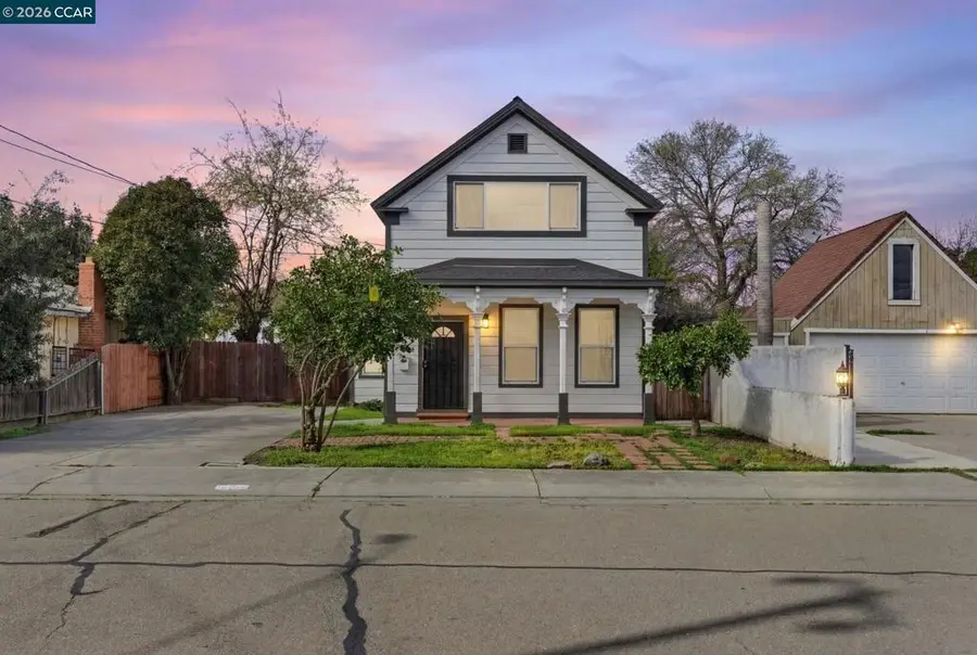 235 E Knoles Way, Stockton, CA 95204 - #2