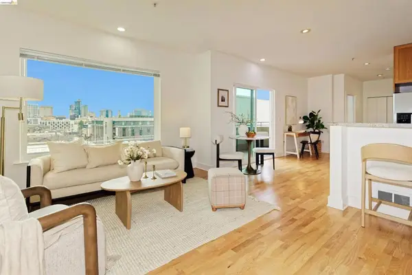 371 371 30th Street #404, Oakland, CA 94609