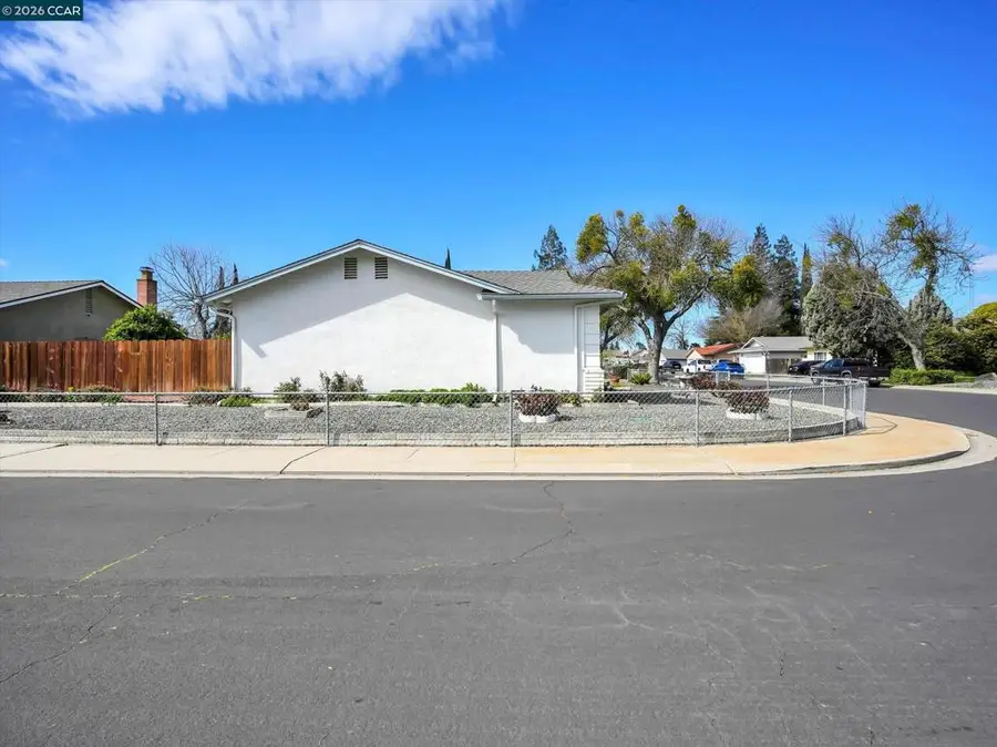 3304 Swallow Dr, Modesto, CA 95356 - #3