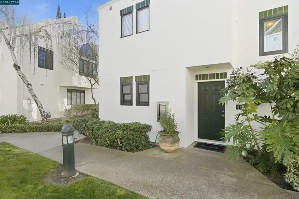 55 Mozden Ln, Pleasant Hill, CA 94523