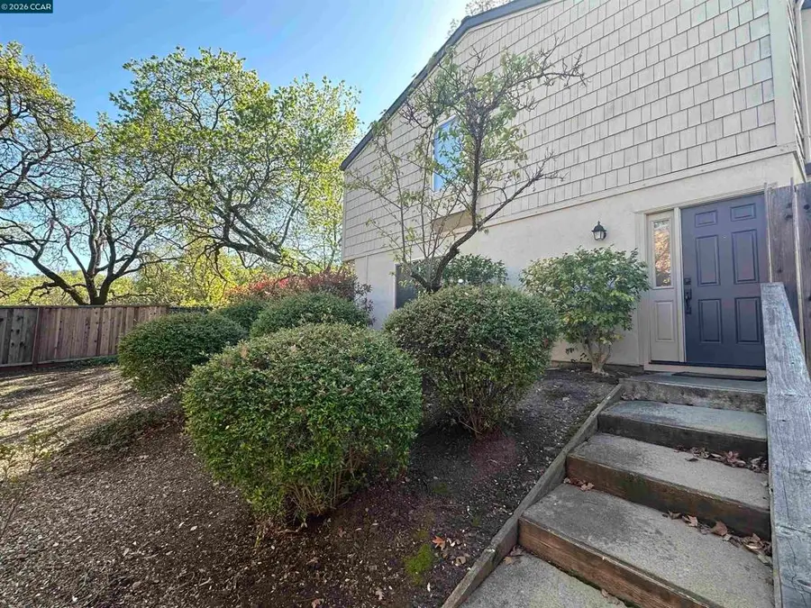 1827 Holland Dr, Walnut Creek, CA 94597 - #2