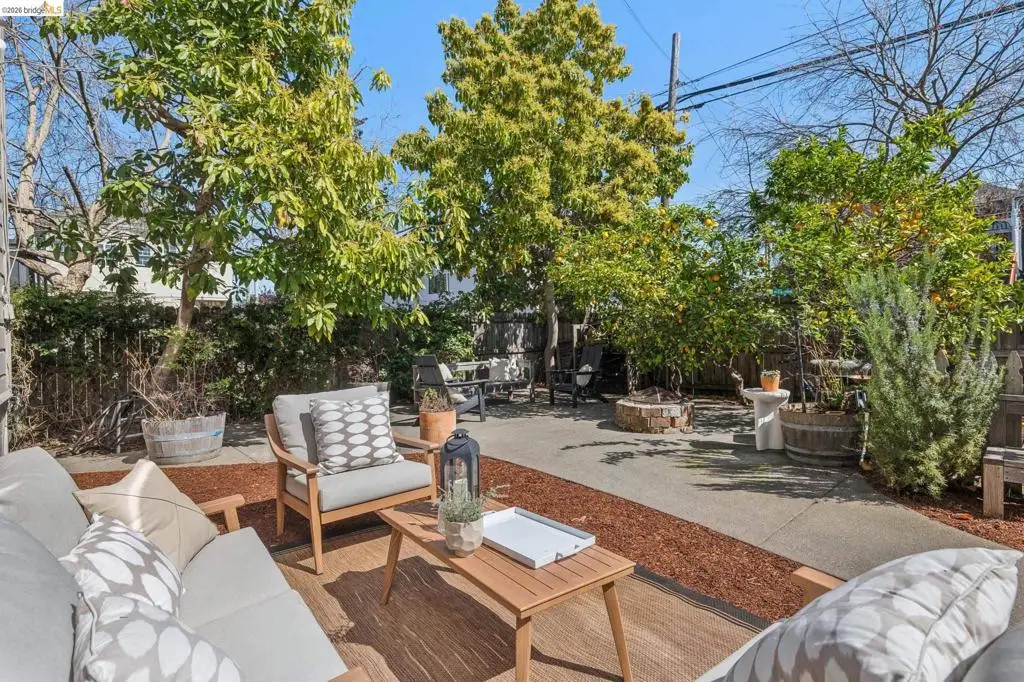 1655 12th Street, Oakland, CA 94607 - #1