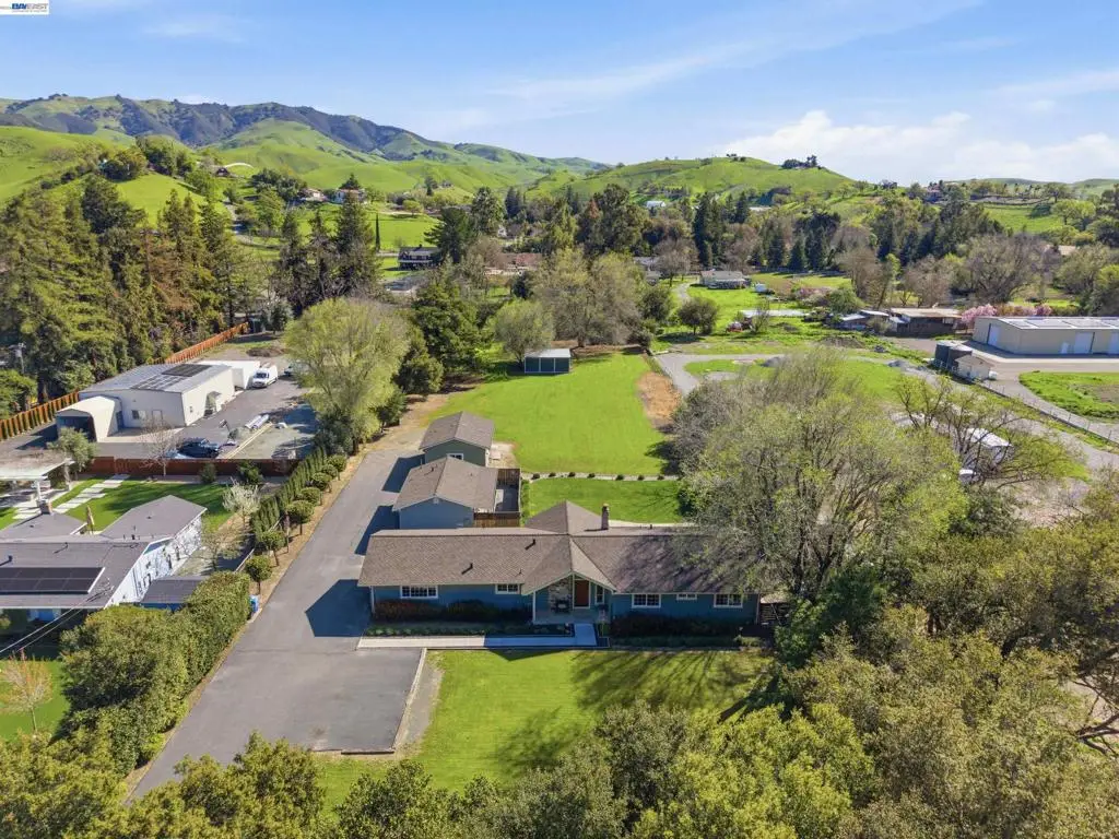1450 Finley Rd, Pleasanton, CA 94588 - #1