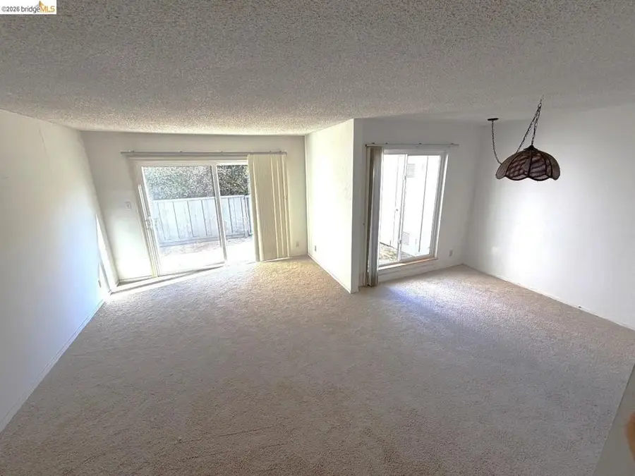 1175 Kenwal Rd #B, Concord, CA 94521 - #3