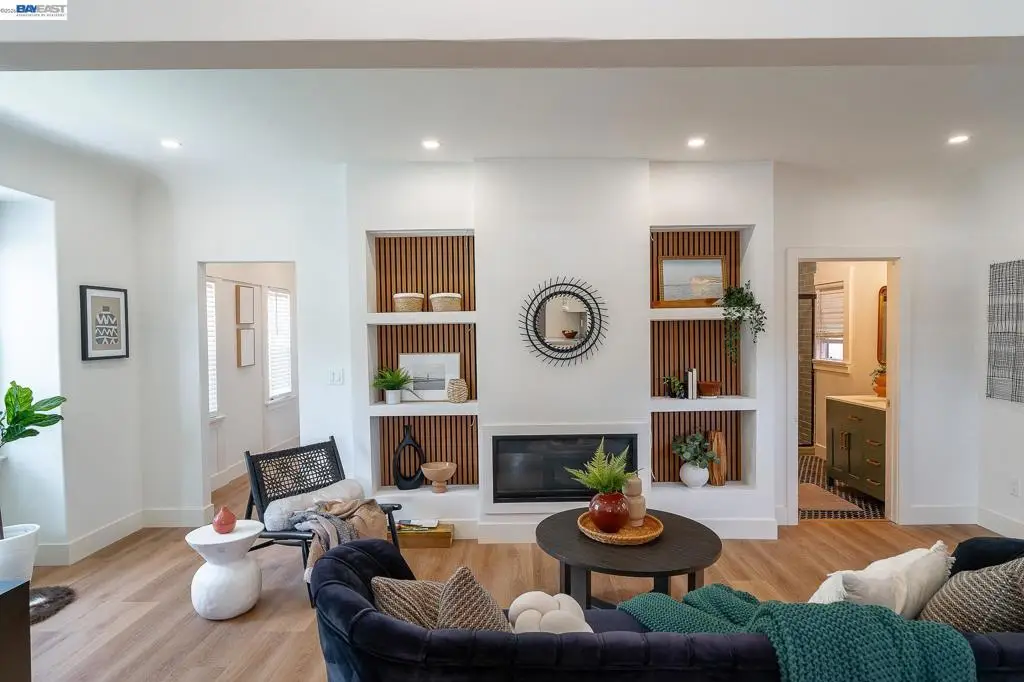 3708 Lyon Ave, Oakland, CA 94601 - #1