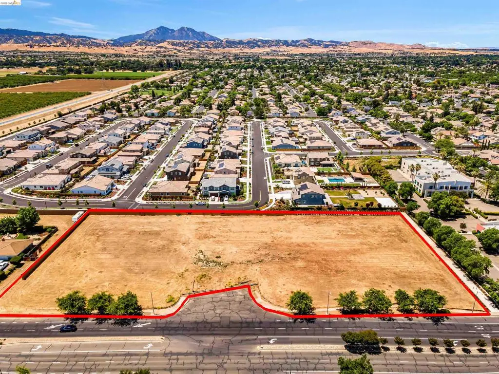 Walnut Blvd, Brentwood, CA 94513 - #1