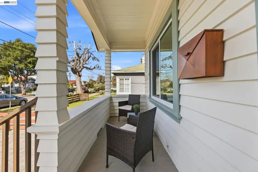 1834 8th St, Alameda, CA 94501 - #2