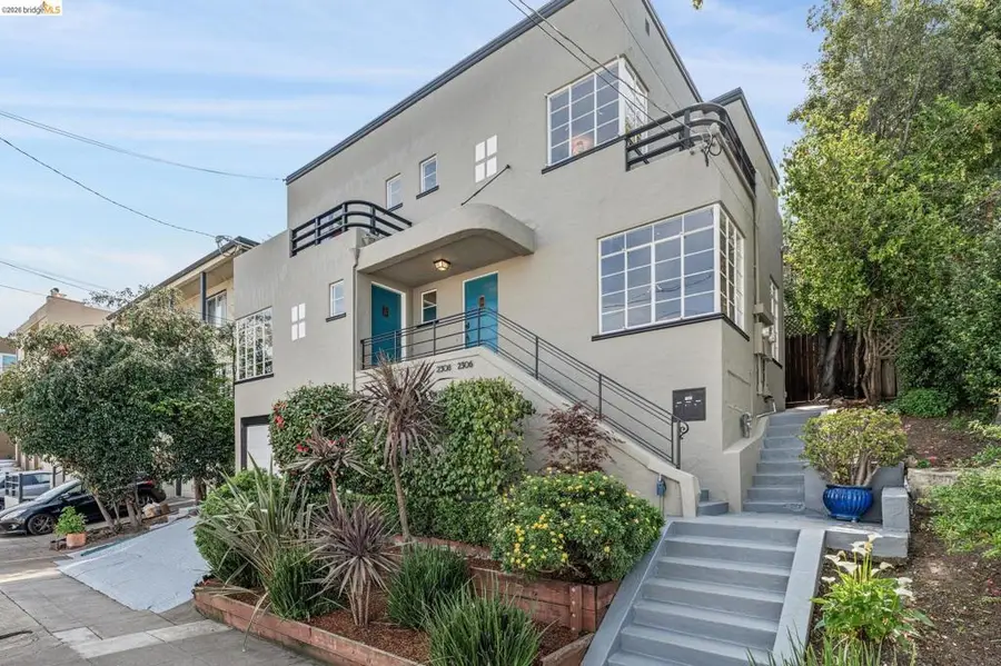 2306 Ivy Dr, Oakland, CA 94606 - #2