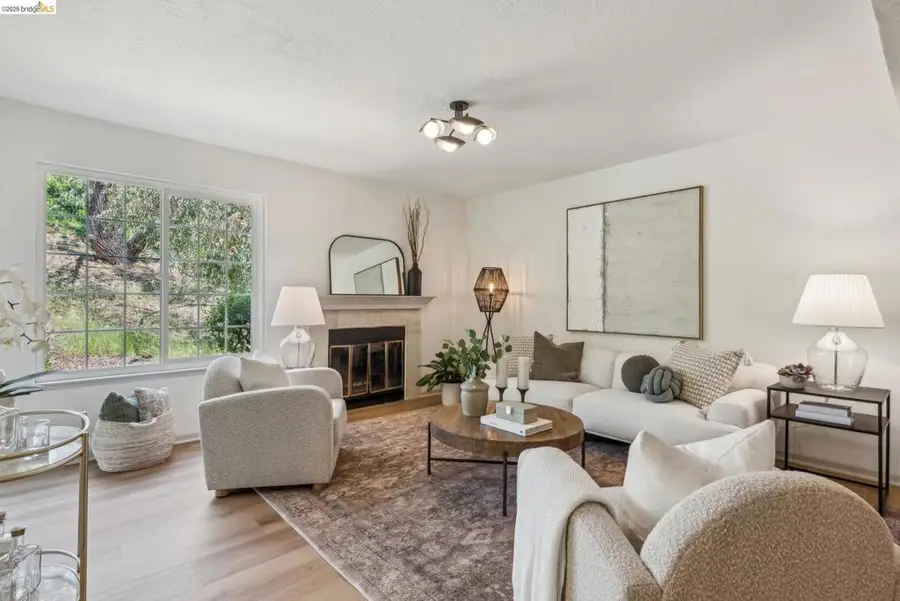 635 Canyon Oaks Dr #B, Oakland, CA 94605 - #3