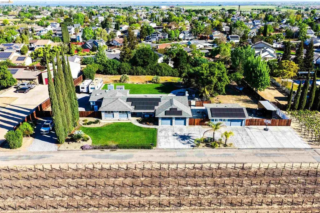 147 Loren Ln, Oakley, CA 94561 - #1