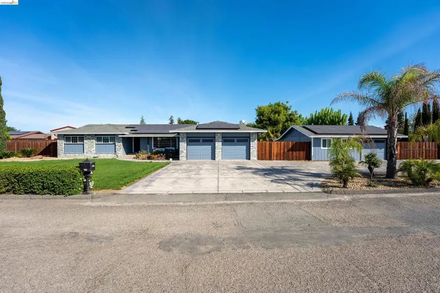 147 Loren Ln, Oakley, CA 94561 - #3