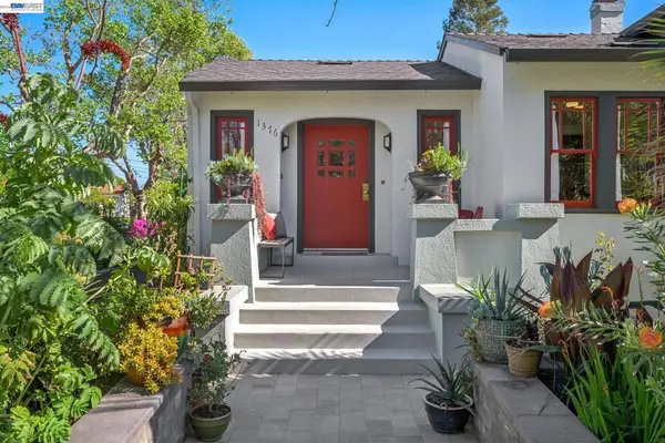 1376 Versailles Ave, Alameda, CA 94501