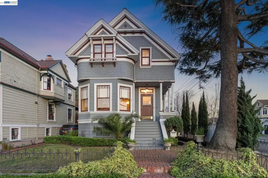 1202 Grand St, Alameda, CA 94501 - #2