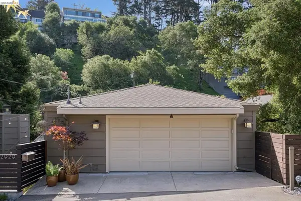 2929 Holyrood Drive, Oakland, CA 94611