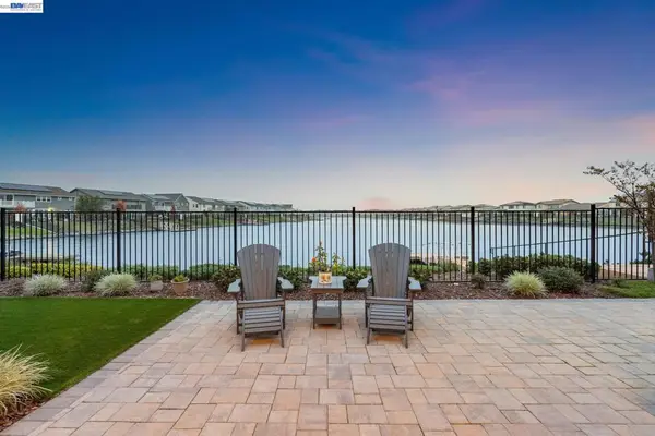 2827 Irish Meadow Way, Lathrop, CA 95330