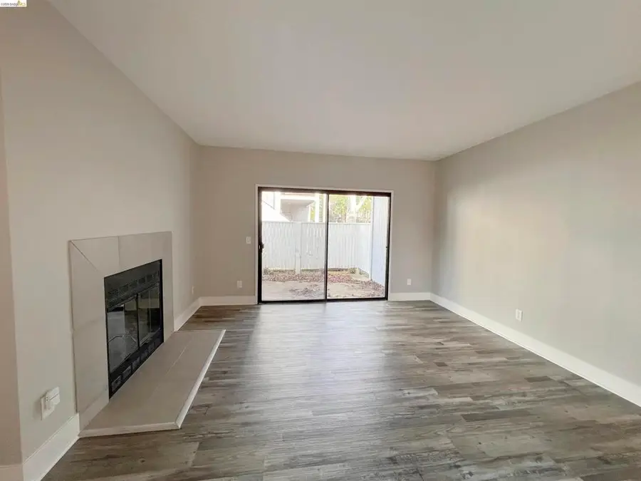 197 Schooner Ct, Richmond, CA 94804 - #3