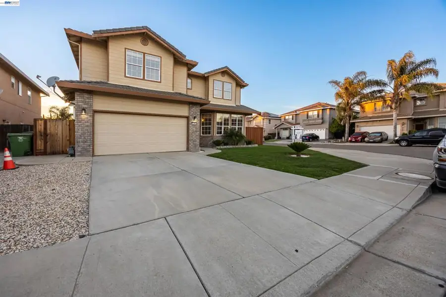 1263 Plaza Ct, Tracy, CA 95377 - #3