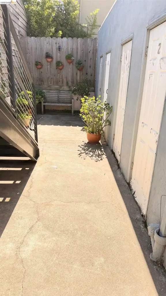 6386 Dana St, Oakland, CA 94609 - #3