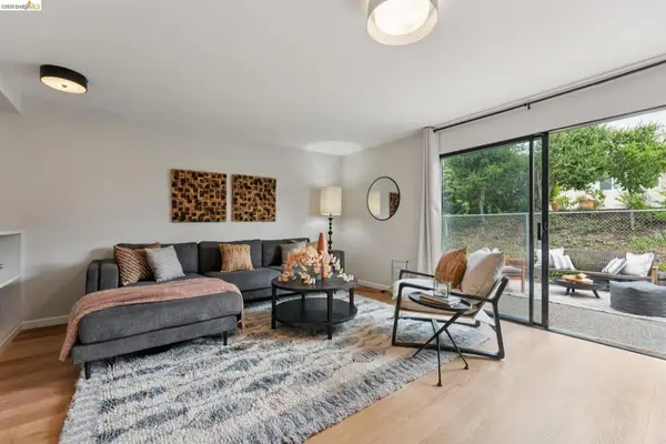 5200 Pinecrest Drive, Oakland, CA 94605