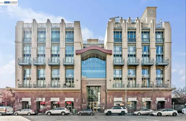 423 7th St #208, Oakland, CA 94607