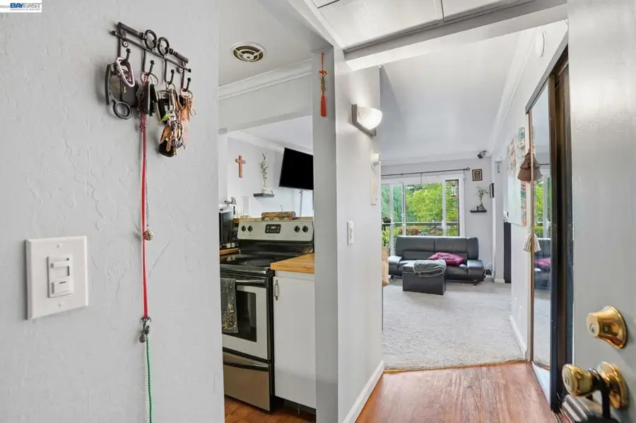 490 N Civic Dr #305, Walnut Creek, CA 94596 - #2